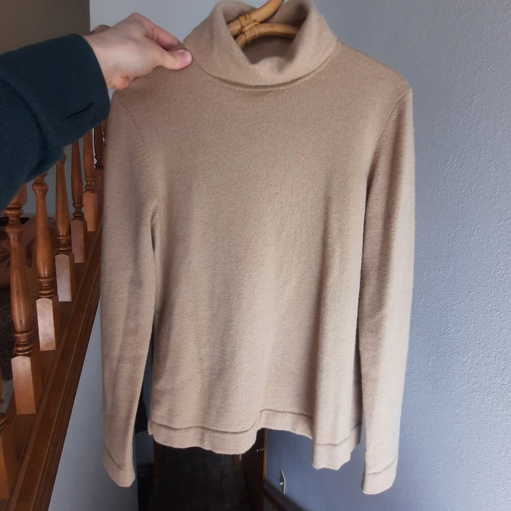 100% Cashmere Turtleneck Sweater Brown Jones New York Light Brown Tan